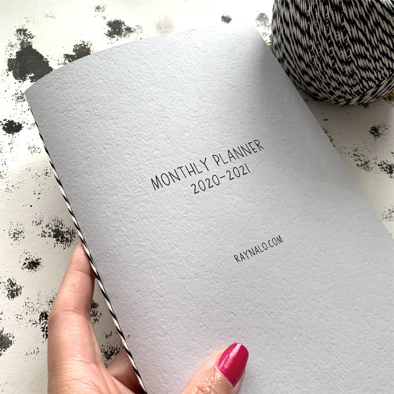 Make Your Own DIY Planner at Home by Rayna Lo